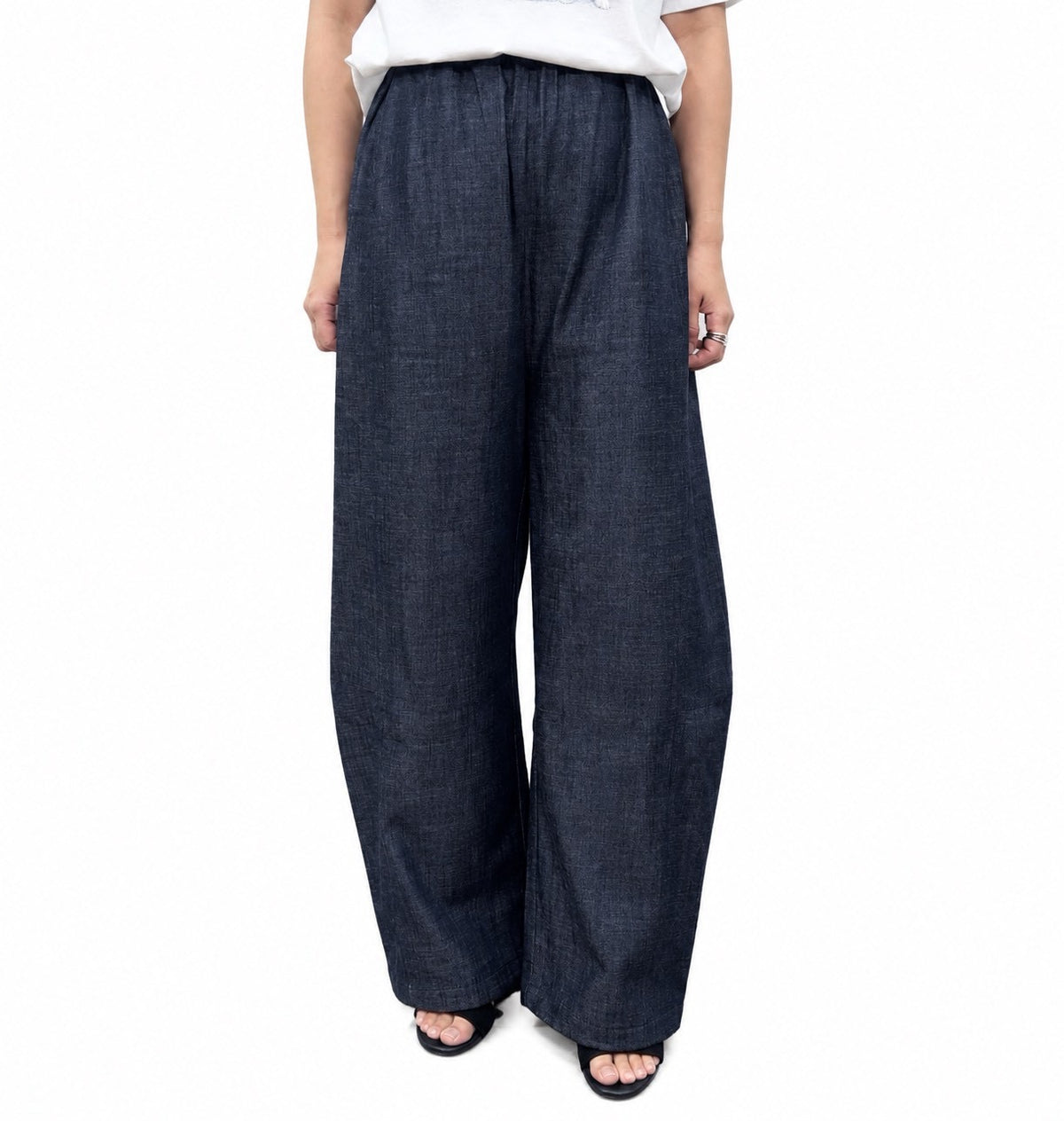 【siro de la bonte| '27 Spring Collection】 soft denim curve pants(ドローコード付き) R713310/2月上旬から3月上旬発送予定