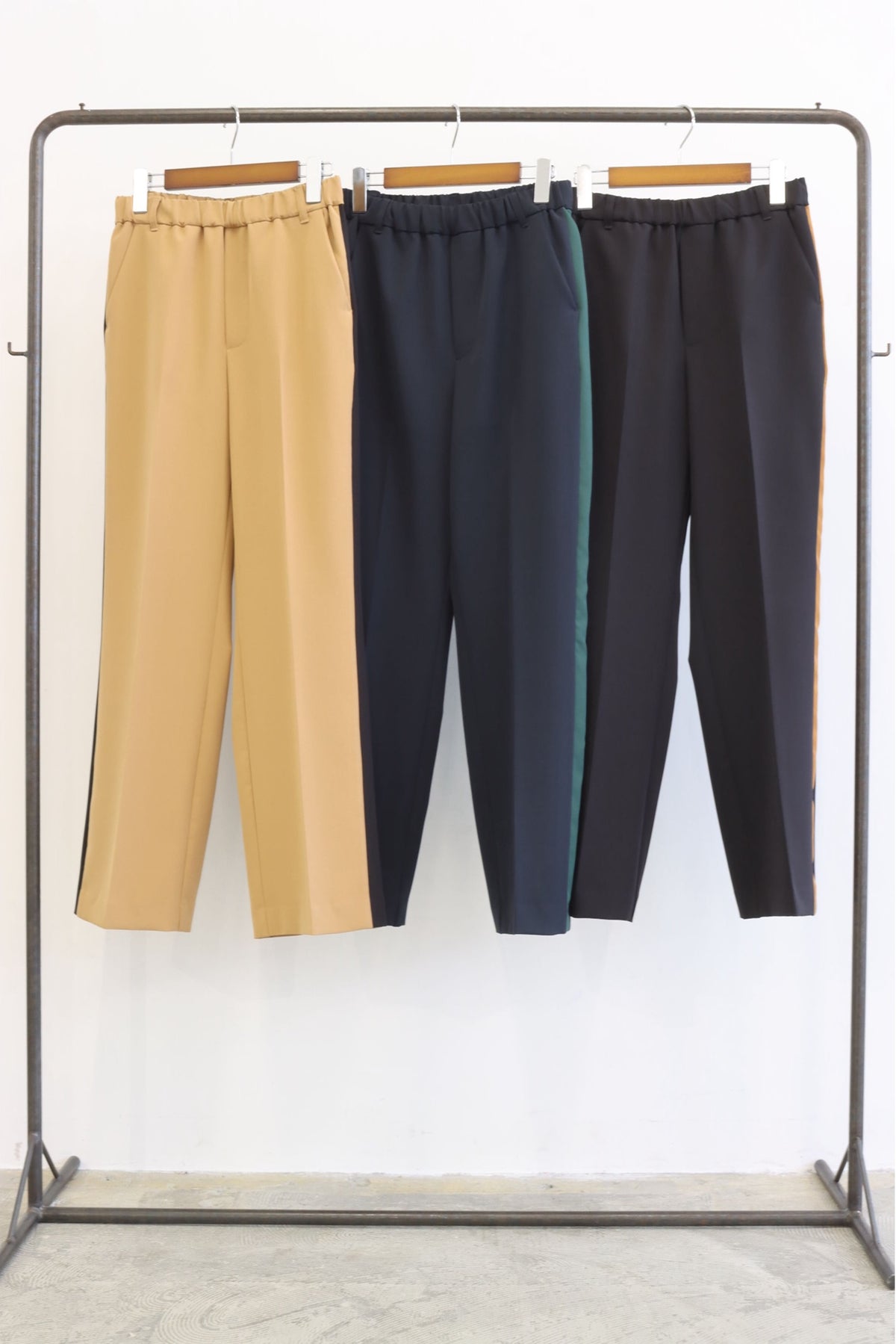 【LE MELANGE| '27 Spring Collection】2WAY DOUBLE CLOTH ストレートパンツ 8713508/2月中旬から3月上旬発送予定