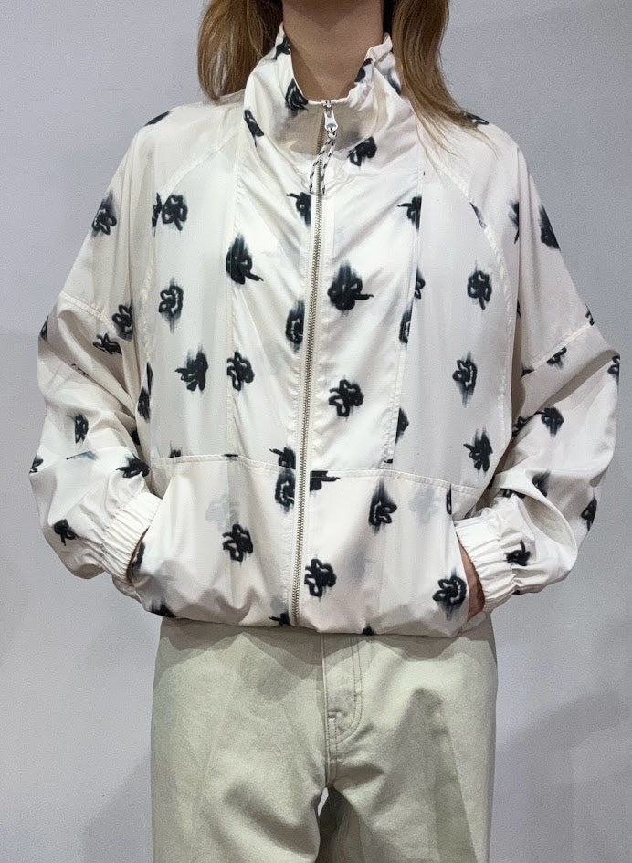 【PRIORITY | Pre-Order '27 Spring Collection】フワラープリントブルゾン P71020 IT/1月末より発送予定