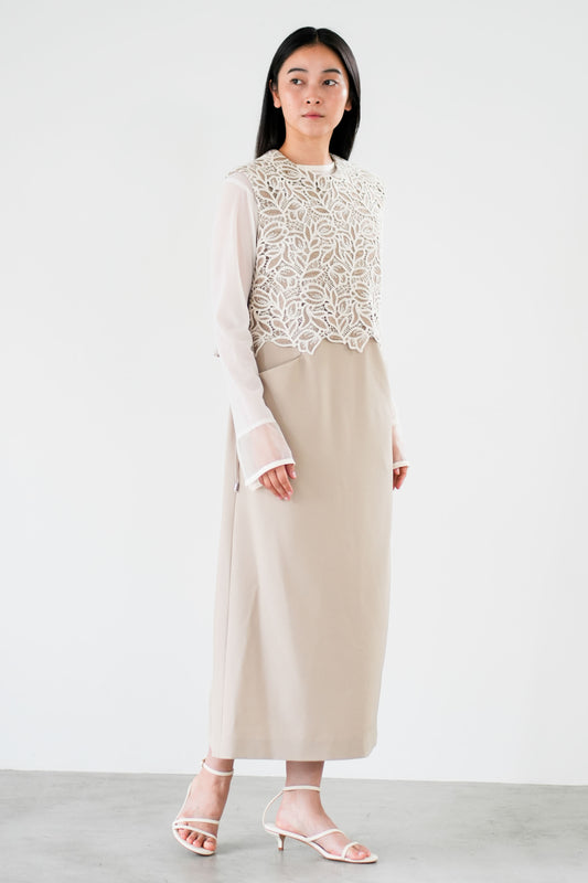 【Lallia Mu】レースドッキングワンピース 2711391／2月上旬～2月中旬発送予定
