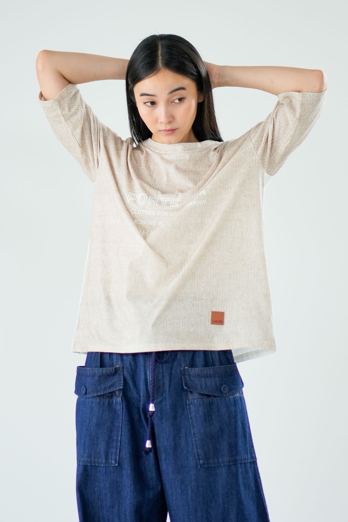 【Lallia Mu】 ファブリックプリントTシャツ 2711538／3月上旬～3月中旬発送予定