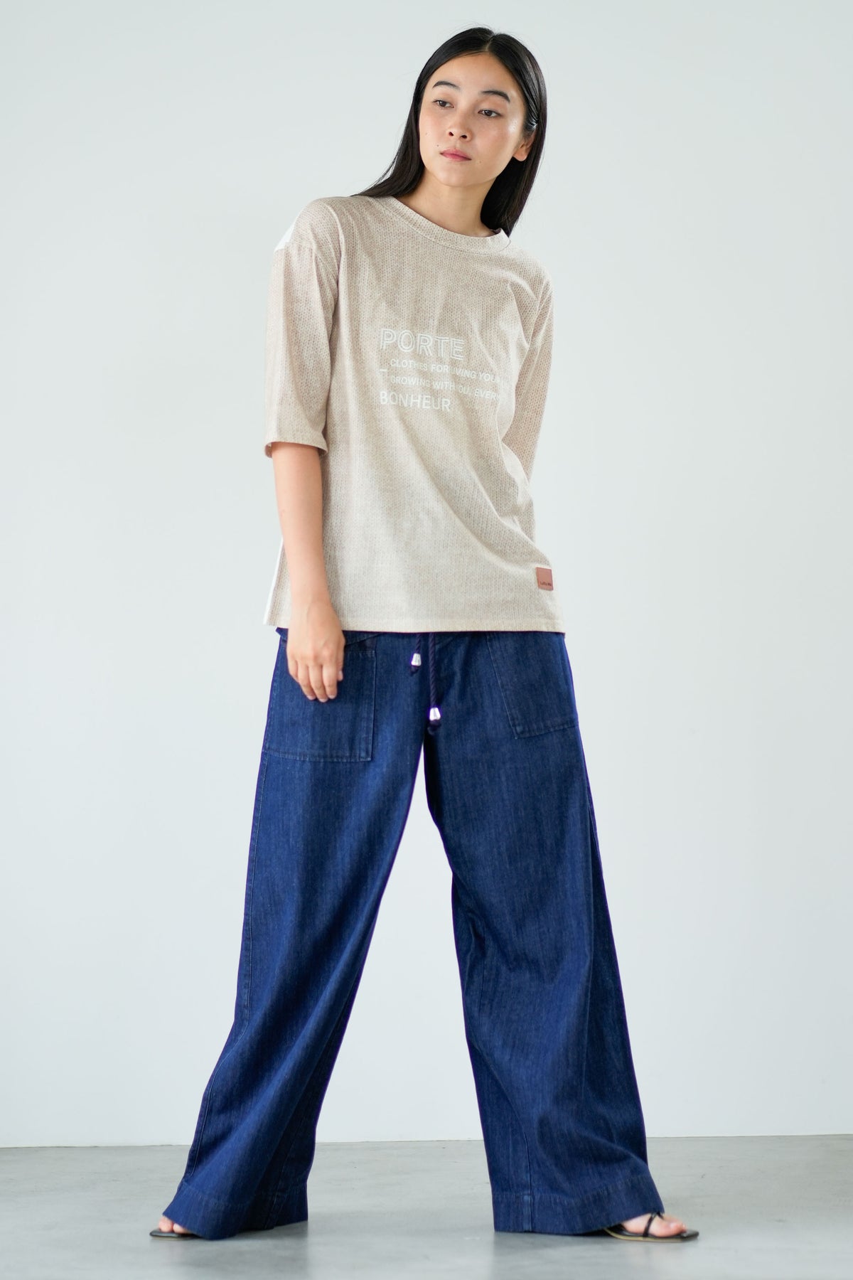 【Lallia Mu】 ファブリックプリントTシャツ 2711538／3月上旬～3月中旬発送予定