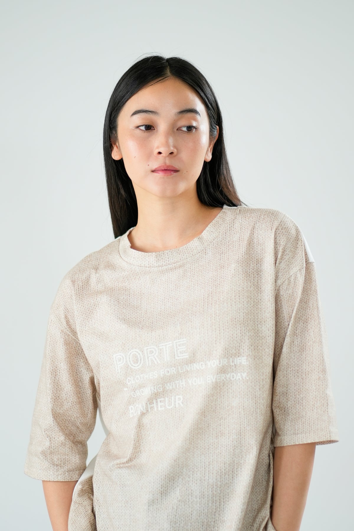 【Lallia Mu】 ファブリックプリントTシャツ 2711538／3月上旬～3月中旬発送予定