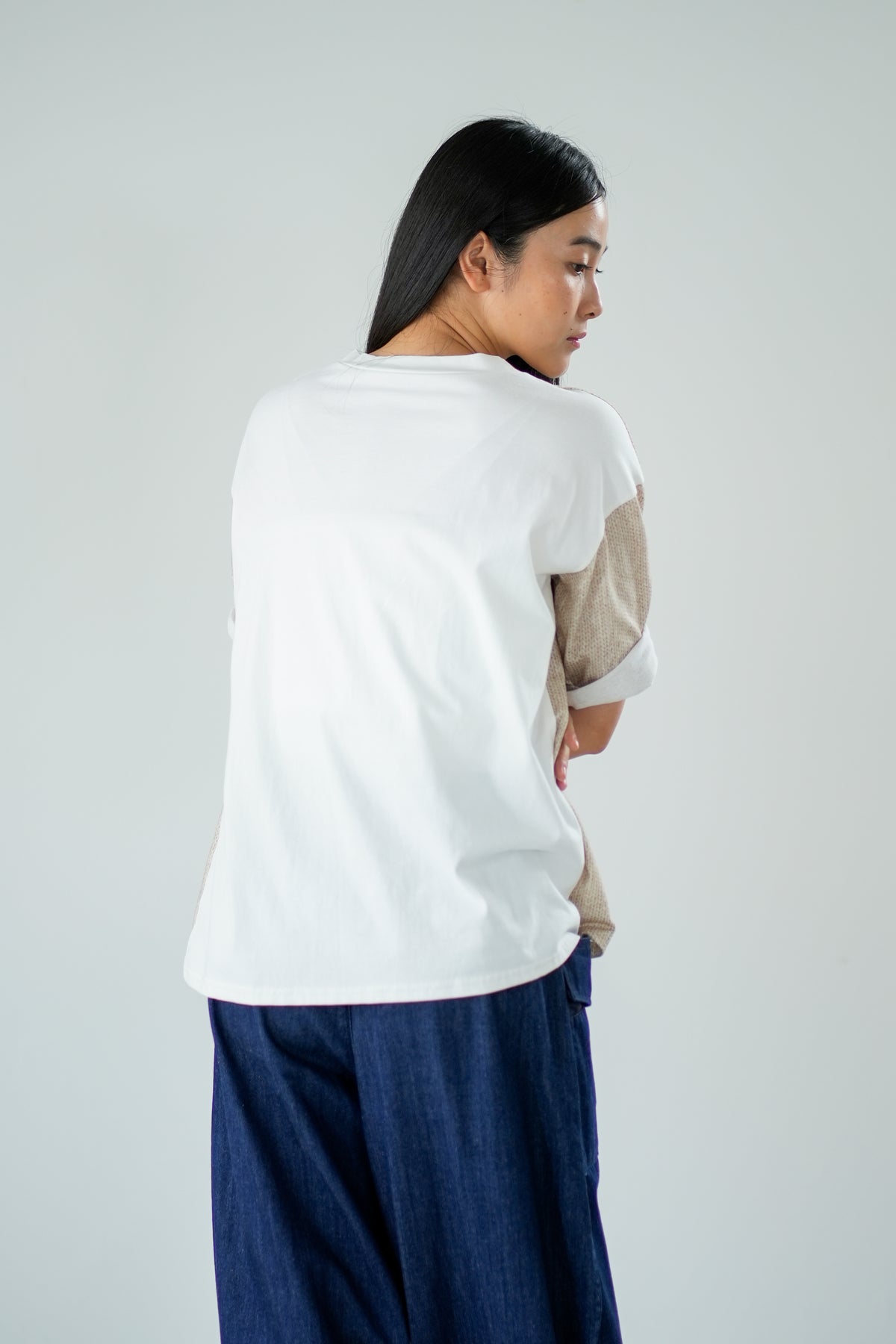 【Lallia Mu】 ファブリックプリントTシャツ 2711538／3月上旬～3月中旬発送予定