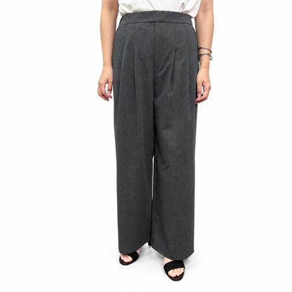 【siro de la bonte| '27 Spring Collection】 stripe stretch flannel tuck straight pants R713308／２月上旬から3月上旬発送予定