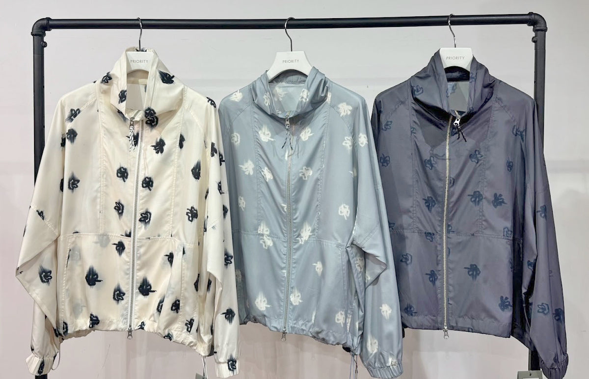 【PRIORITY | Pre-Order '27 Spring Collection】フワラープリントブルゾン P71020 IT／1月末より発送予定