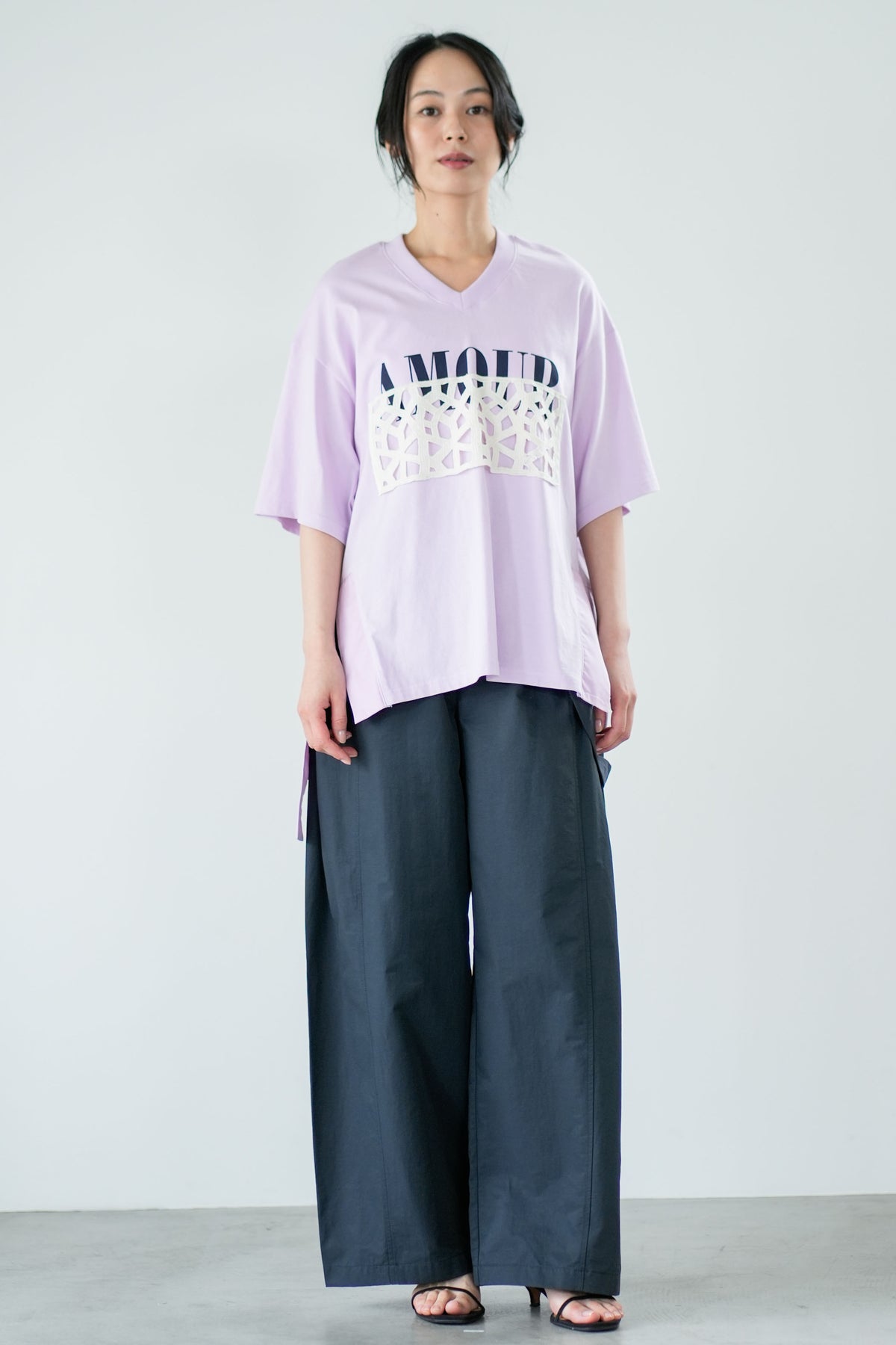 【Lallia Mu】 レースドッキングロゴカットソー 2711535／3月上旬～3月中旬発送予定